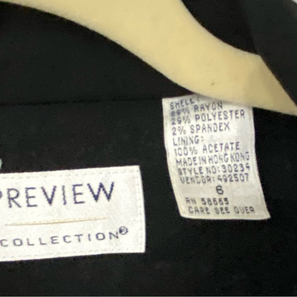 Preview Collection lightweight zip up jacket size 6. Black GUC - Picture 3 of 4